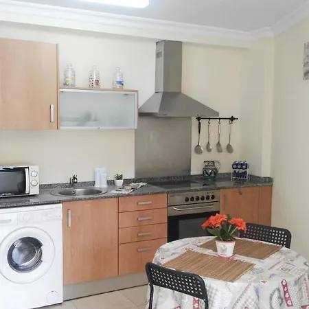 Apartamento A Pie De Playa شقة *